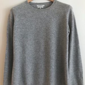 100 % CASHMERE- Crew Neck Classic Sweater Size Large (EU 44)